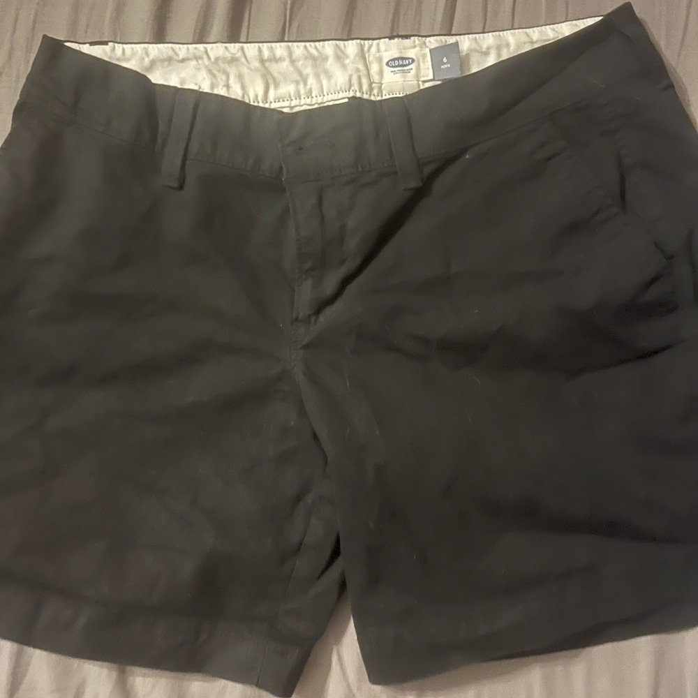 Black, old navy shorts
